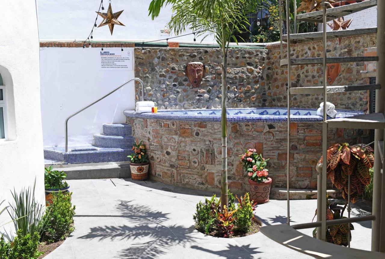 Petit Hotel Pilitas (Adults Only) Puerto Vallarta Dış mekan fotoğraf