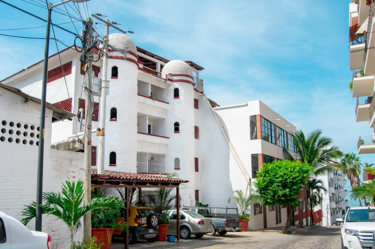 Petit Hotel Pilitas (Adults Only) Puerto Vallarta Dış mekan fotoğraf