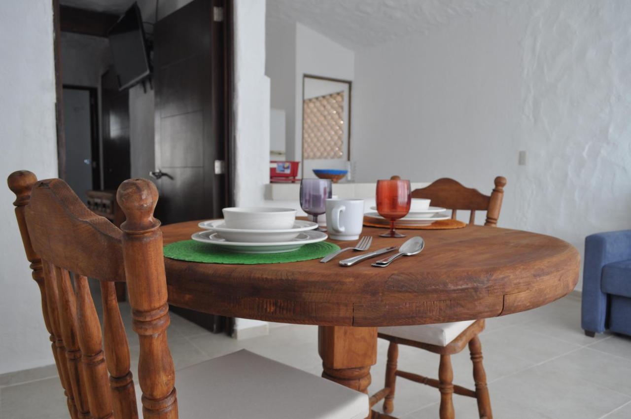 Petit Hotel Pilitas (Adults Only) Puerto Vallarta Dış mekan fotoğraf
