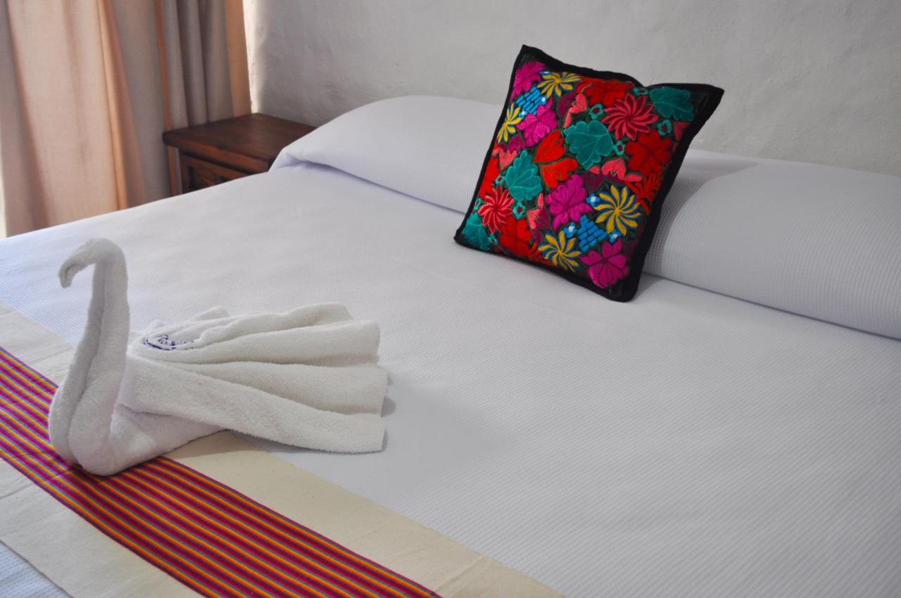 Petit Hotel Pilitas (Adults Only) Puerto Vallarta Dış mekan fotoğraf